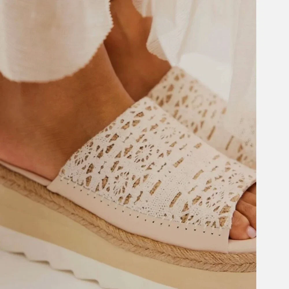 NEW Free People Santorini Platform Slide Sandal (Women) 10M, PLASTER READ